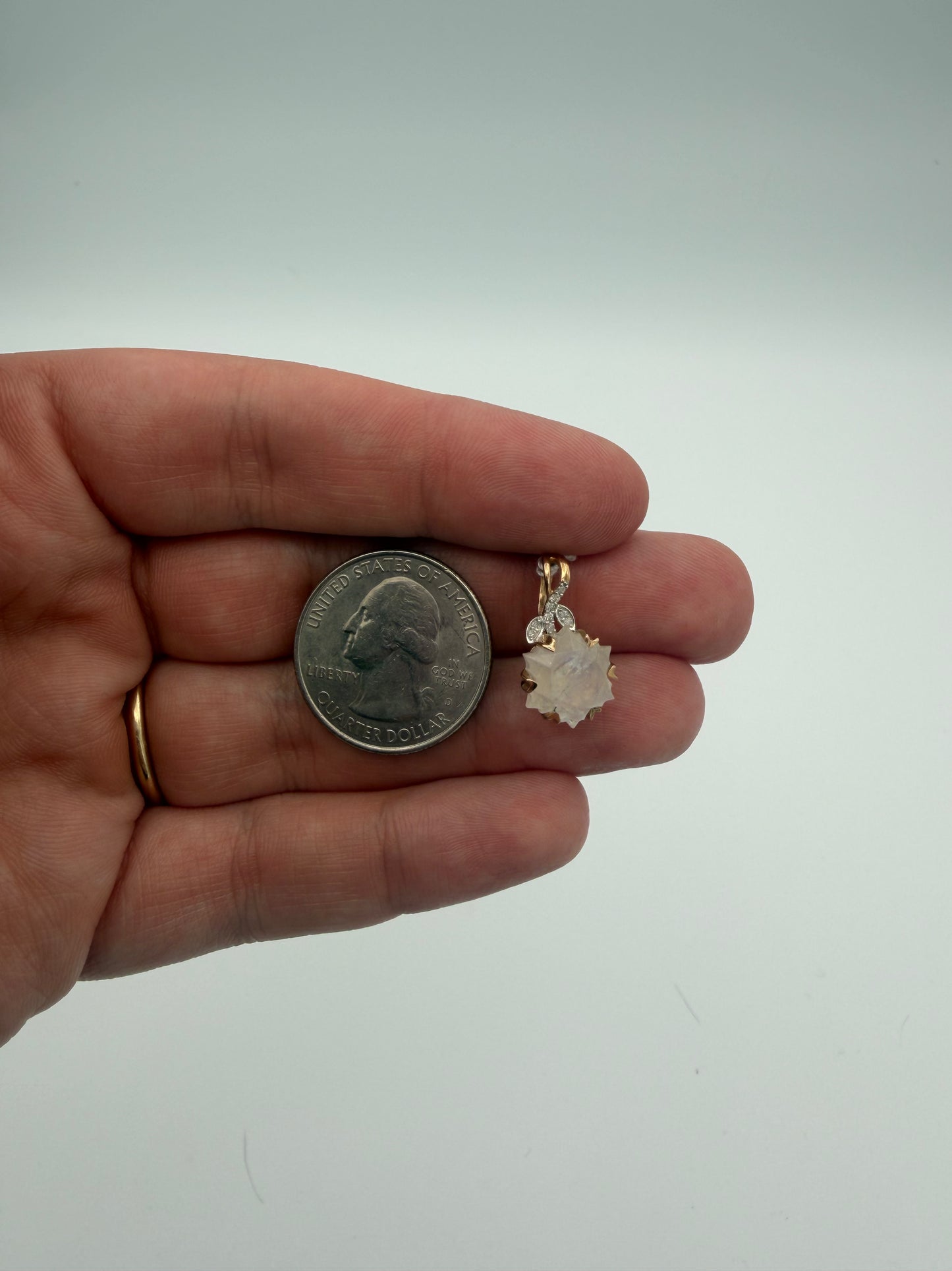 9k Moonstone Pendant