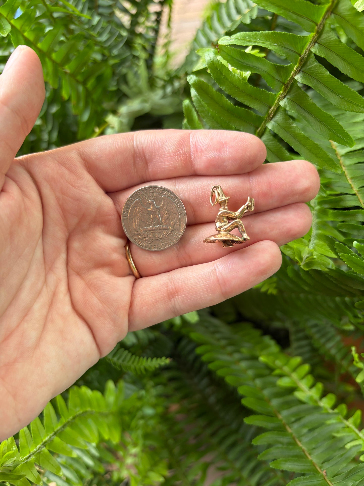Gnome on Mushroom Charm