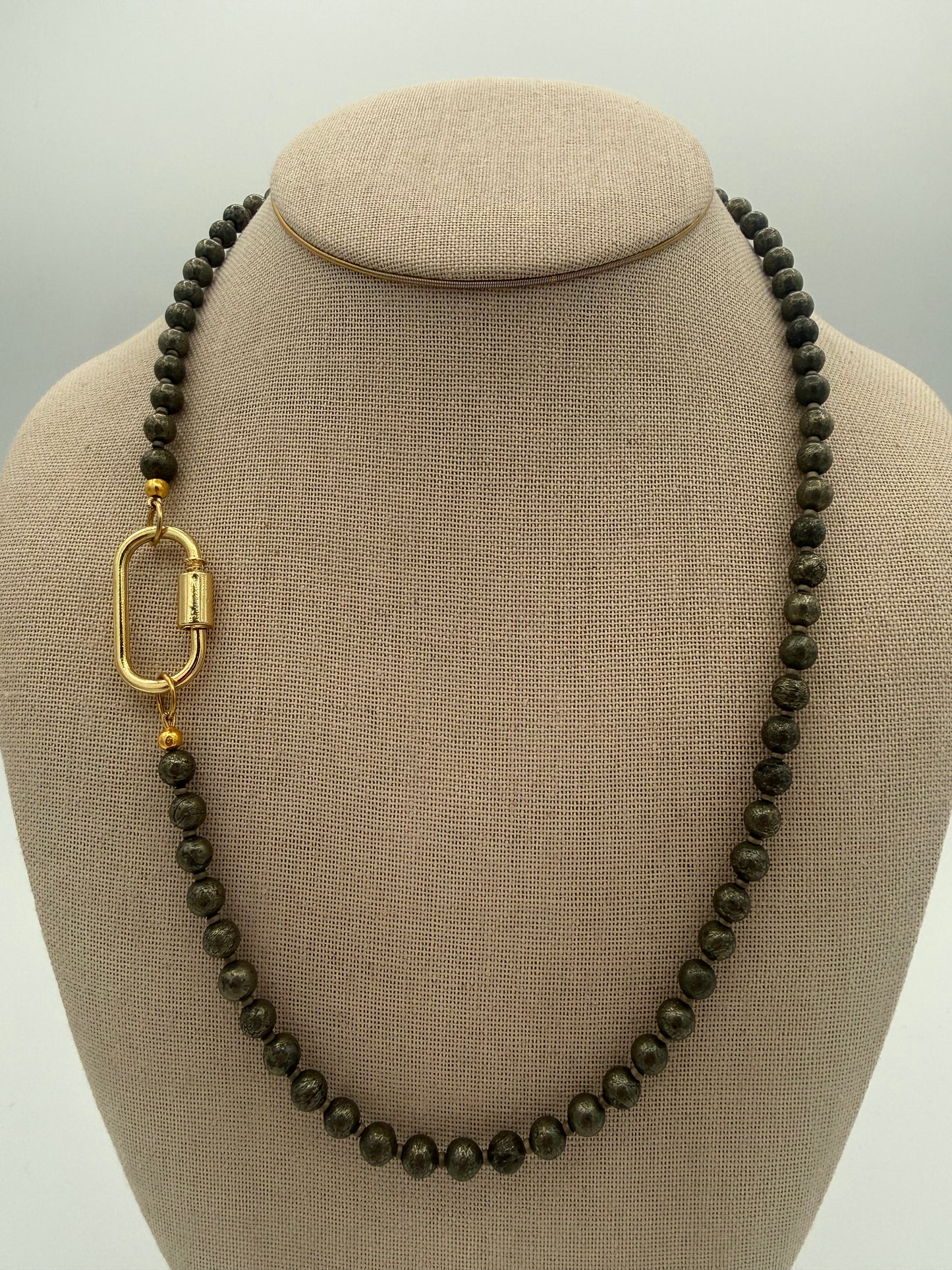 Pyrite + GF Carabiner clasp