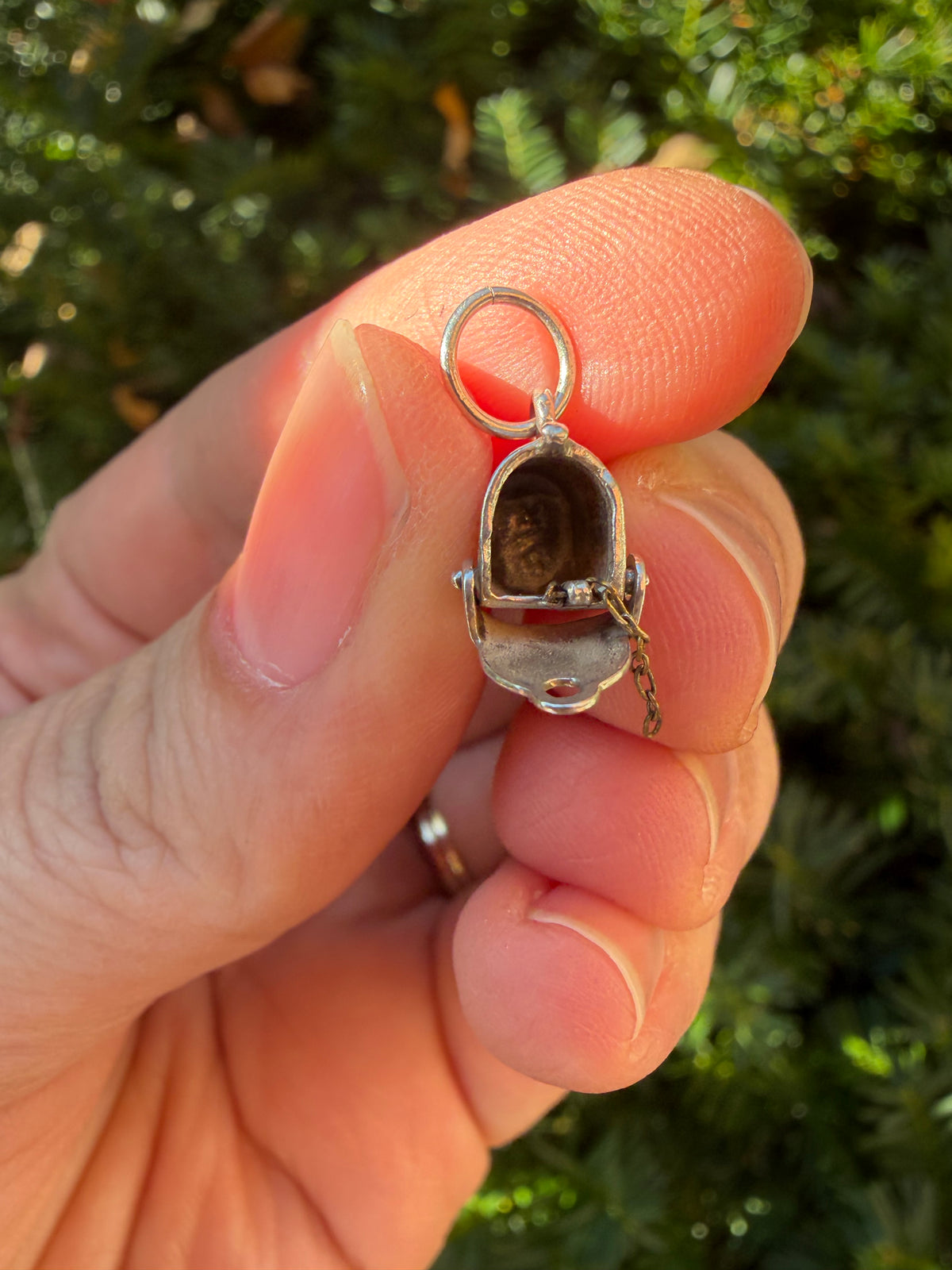 Vintage Articulated Mailbox Charm
