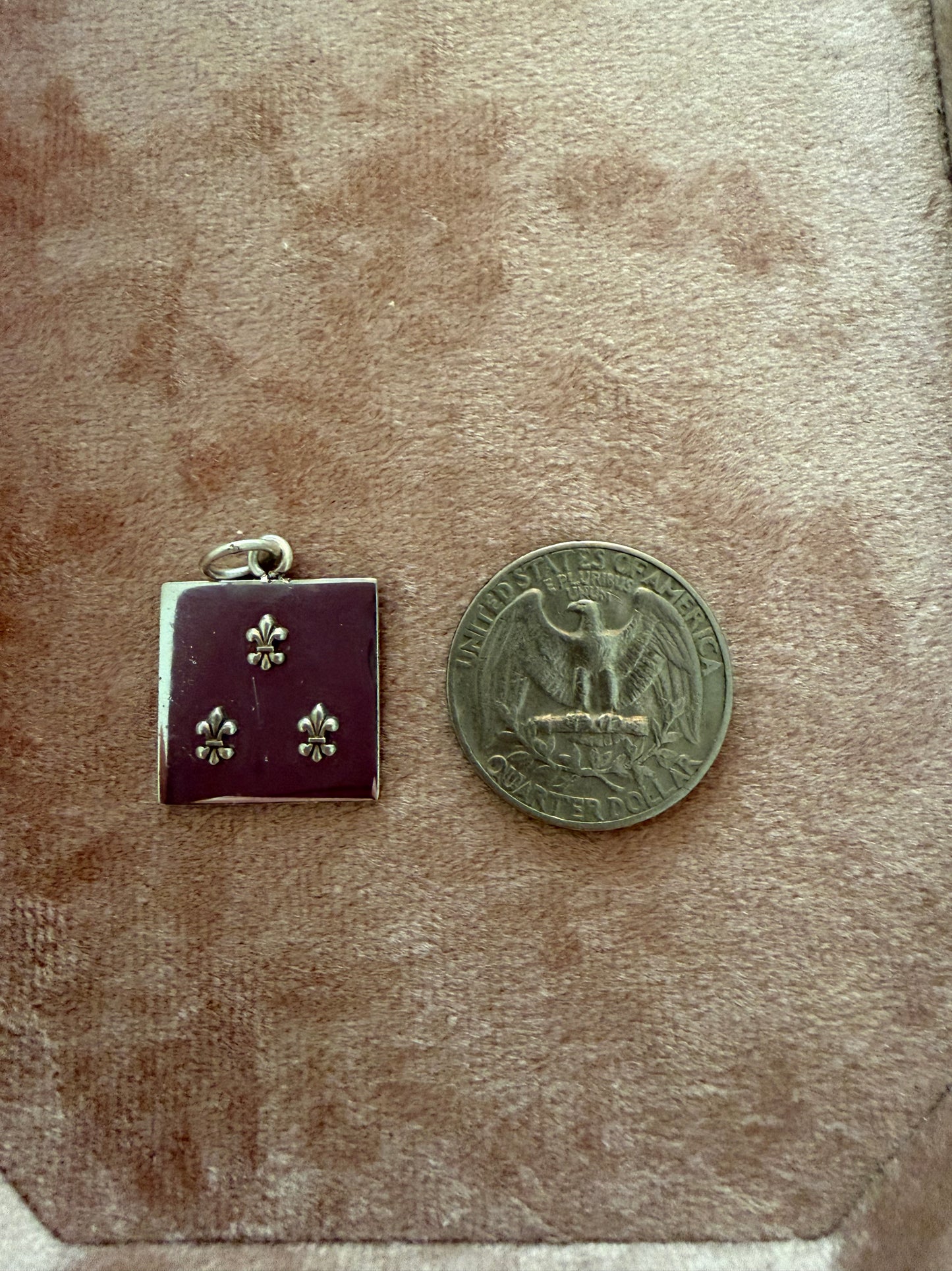 Fleur De Lis Charm