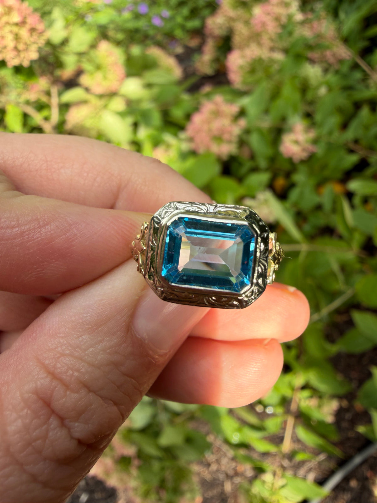 14k Art Deco Topaz Ring
