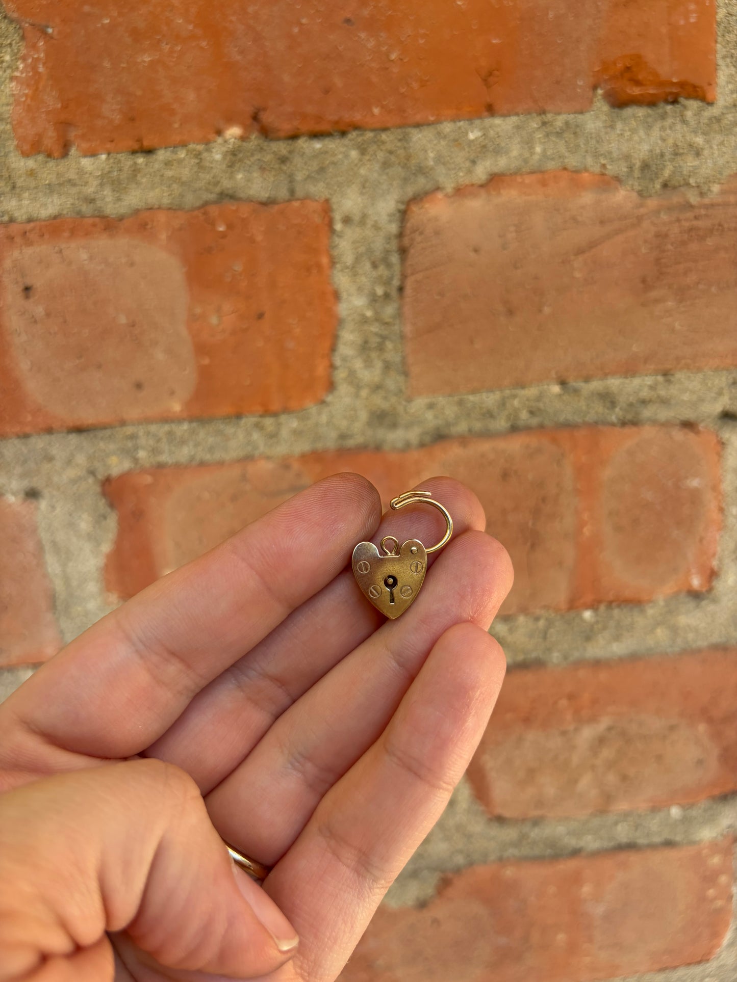 9k Heart Padlock