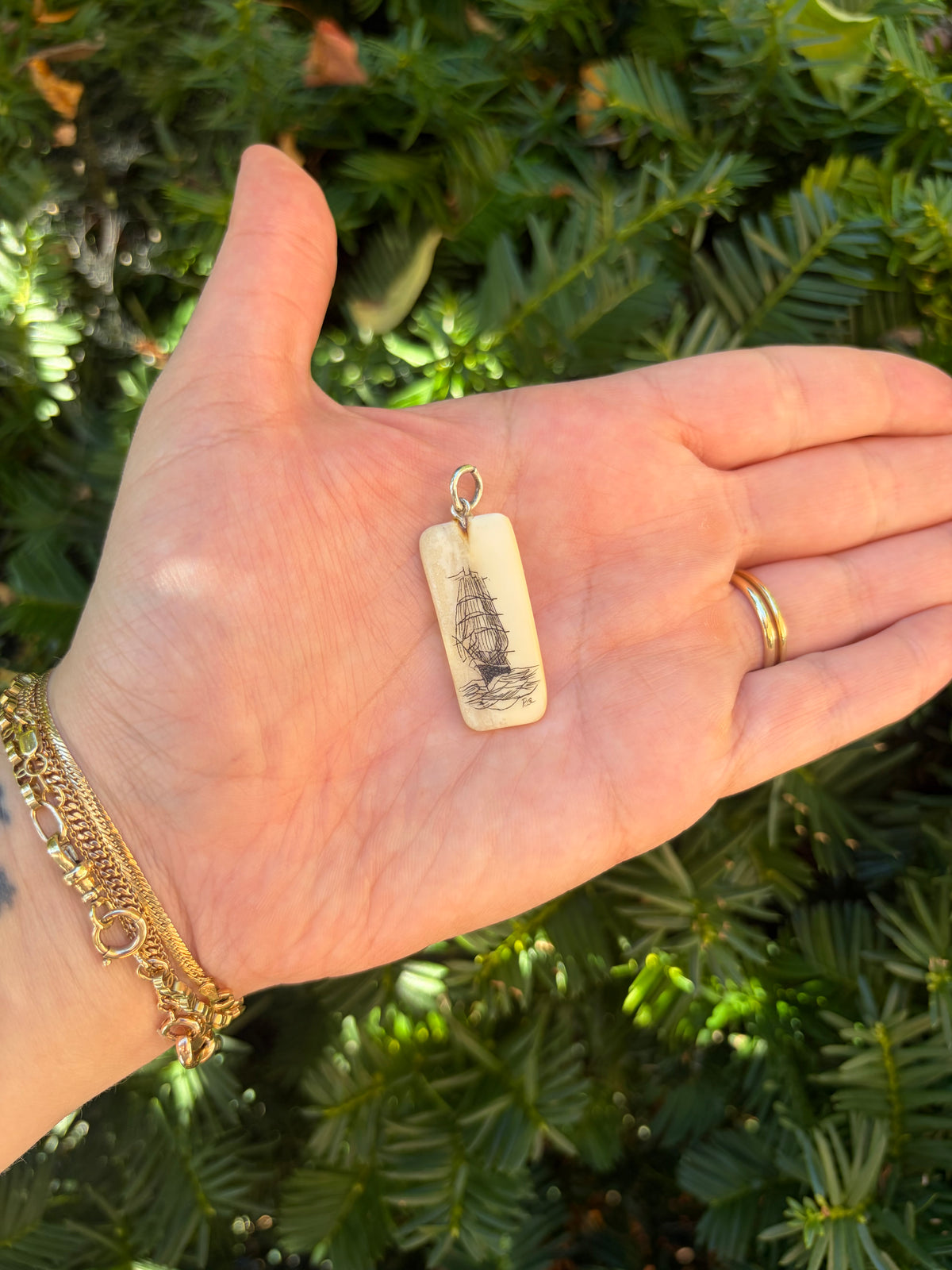 Vintage Scrimshaw Pendant