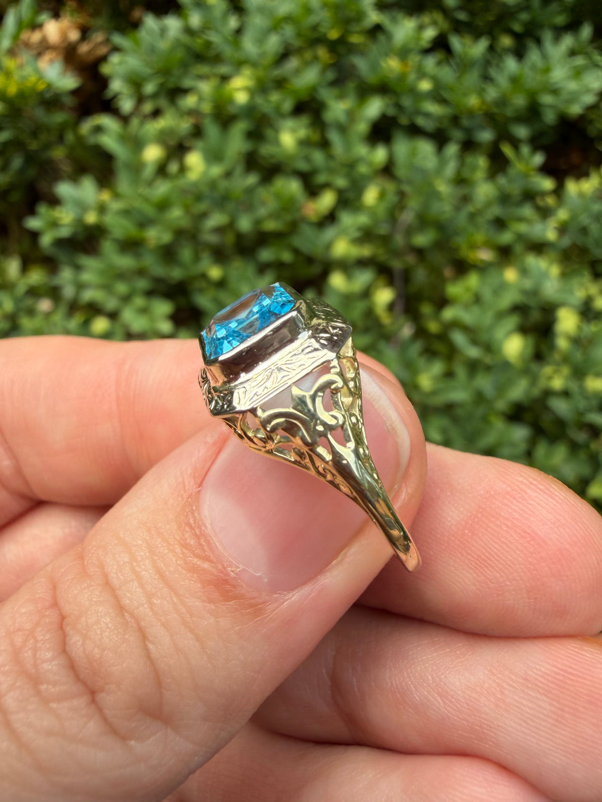 14k Art Deco Topaz Ring