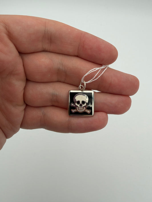 Skull and Crossbones Pendant