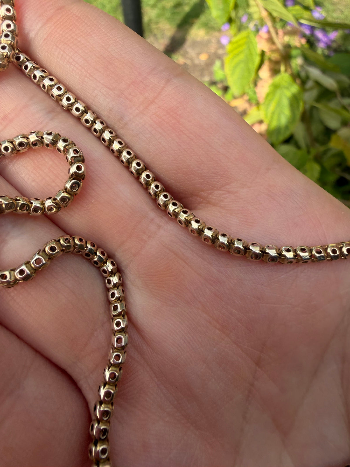 9k Vintage Pierced Chain