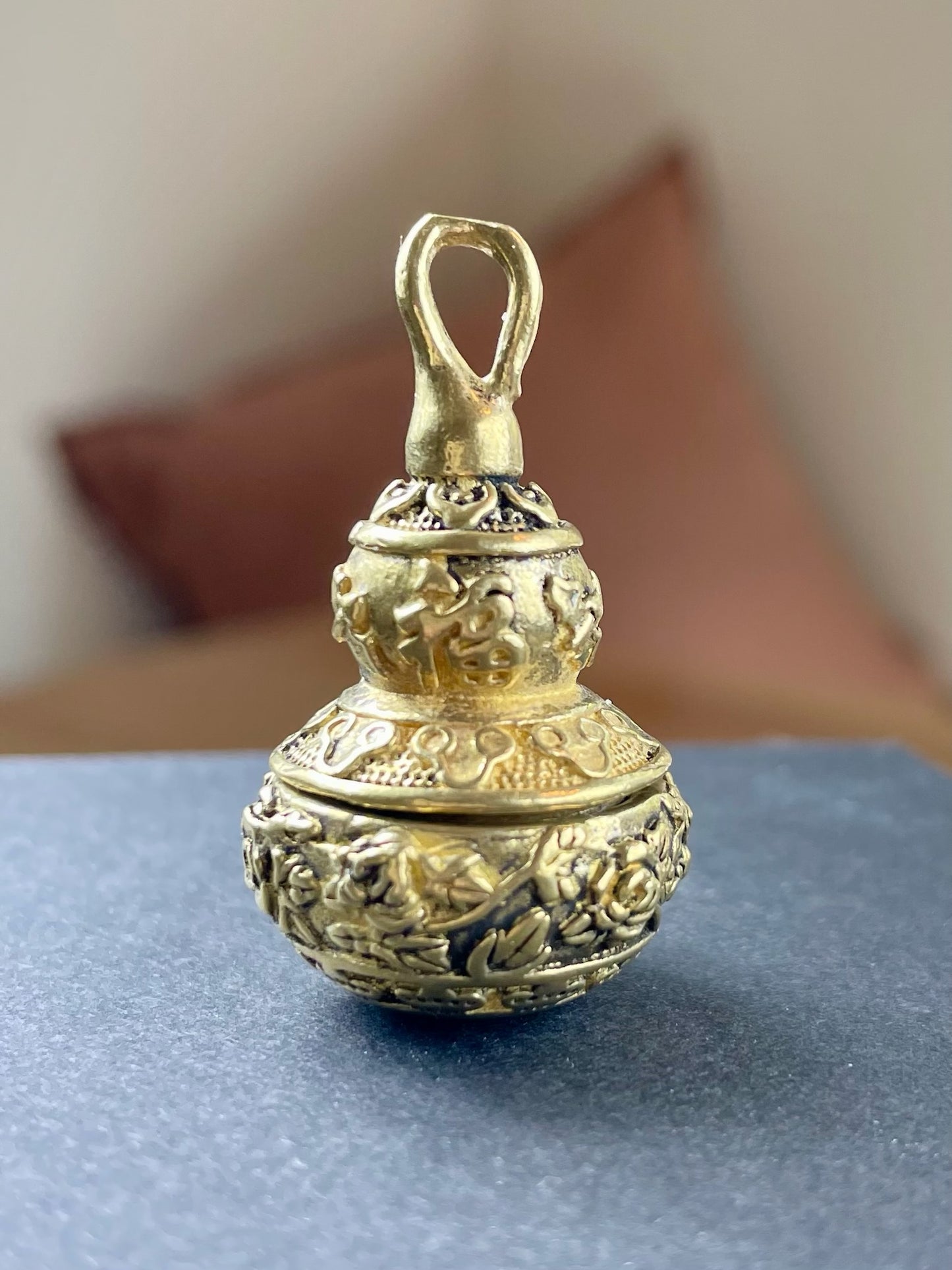 Vessel Pendant