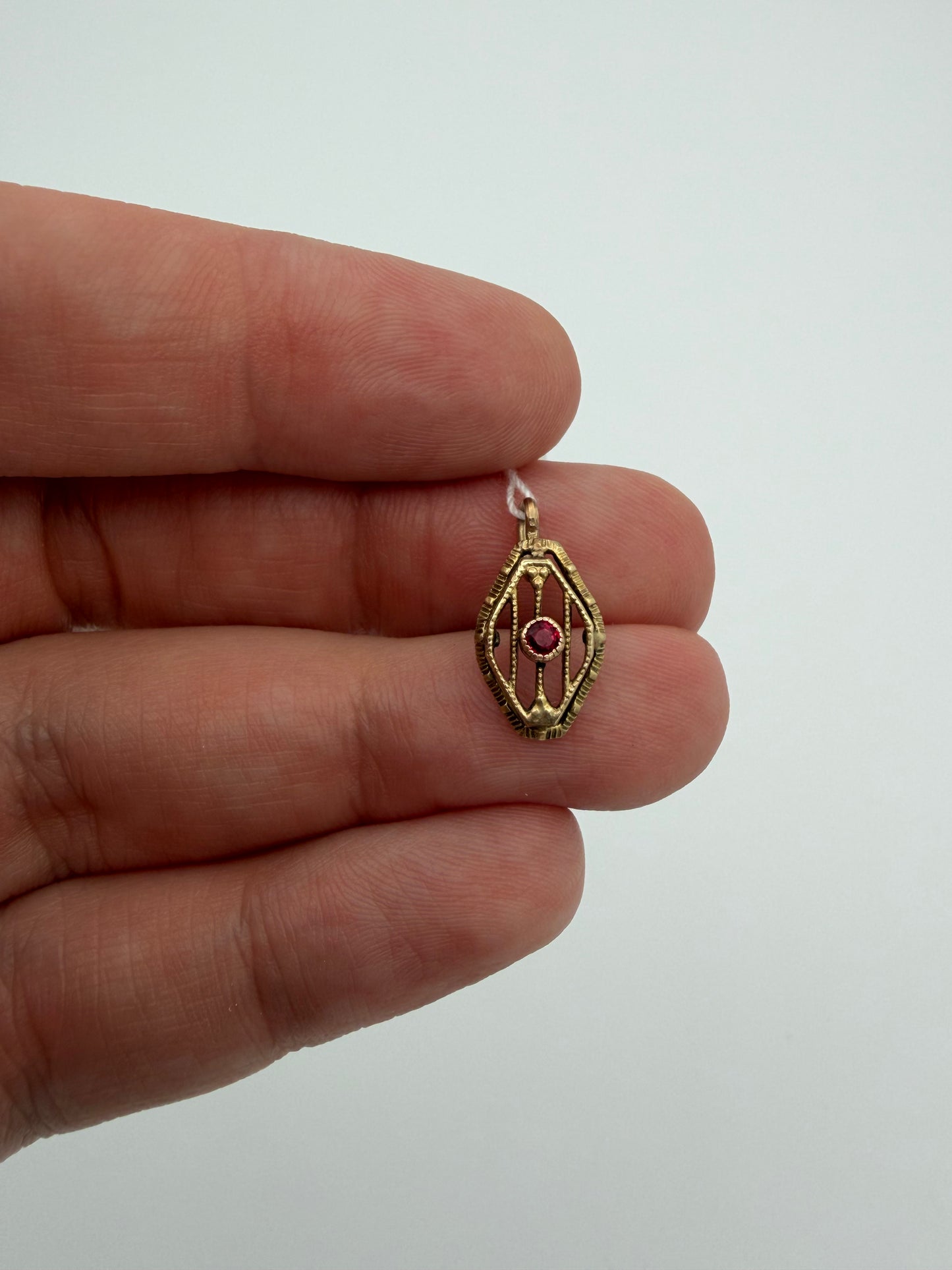 14k Art Deco Charm