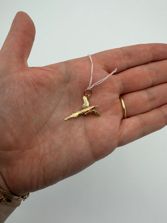14k Parrot