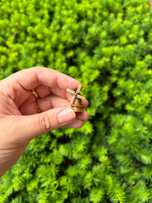 18k Windmill Charm