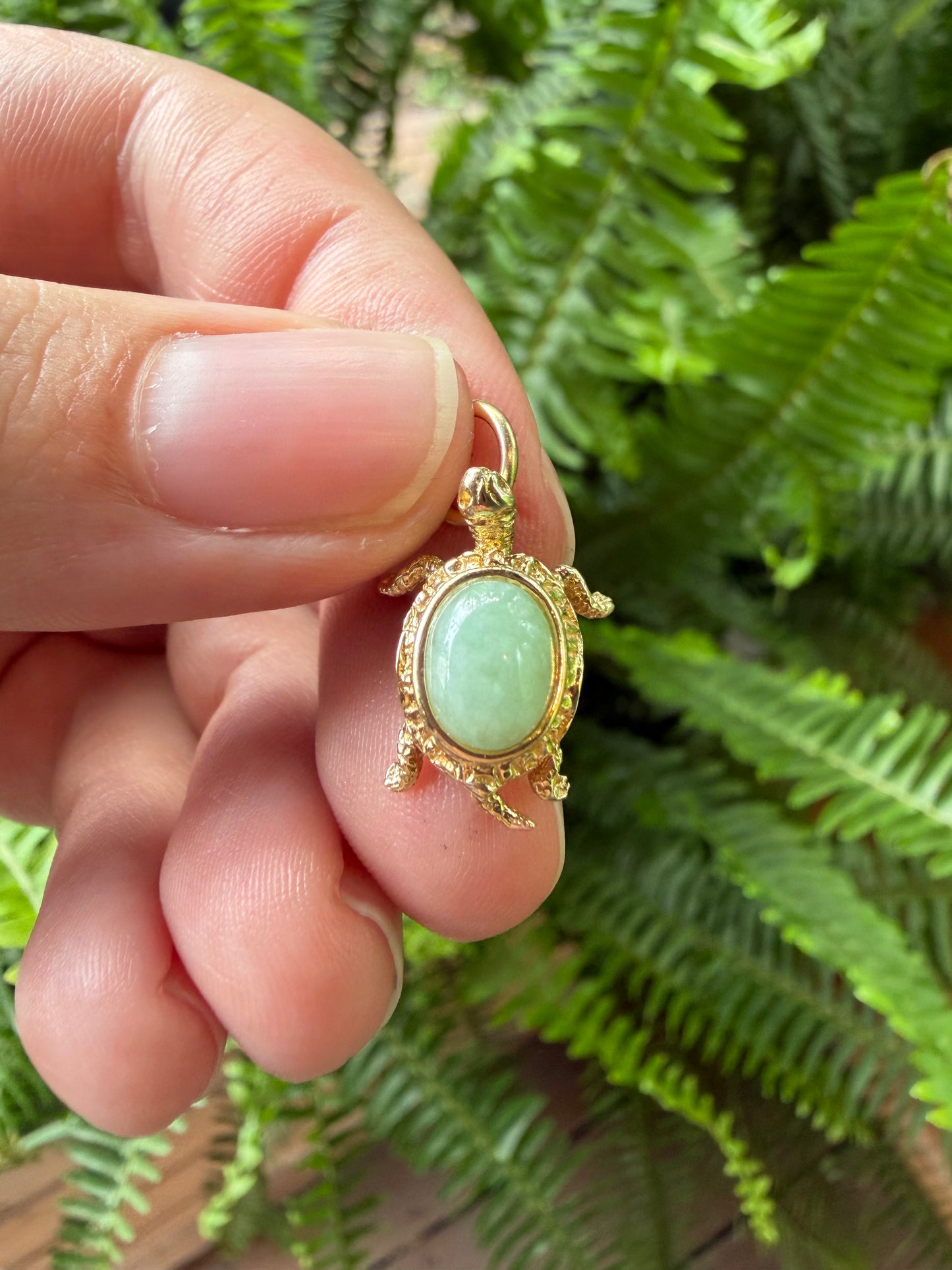 14k Jade Turtle
