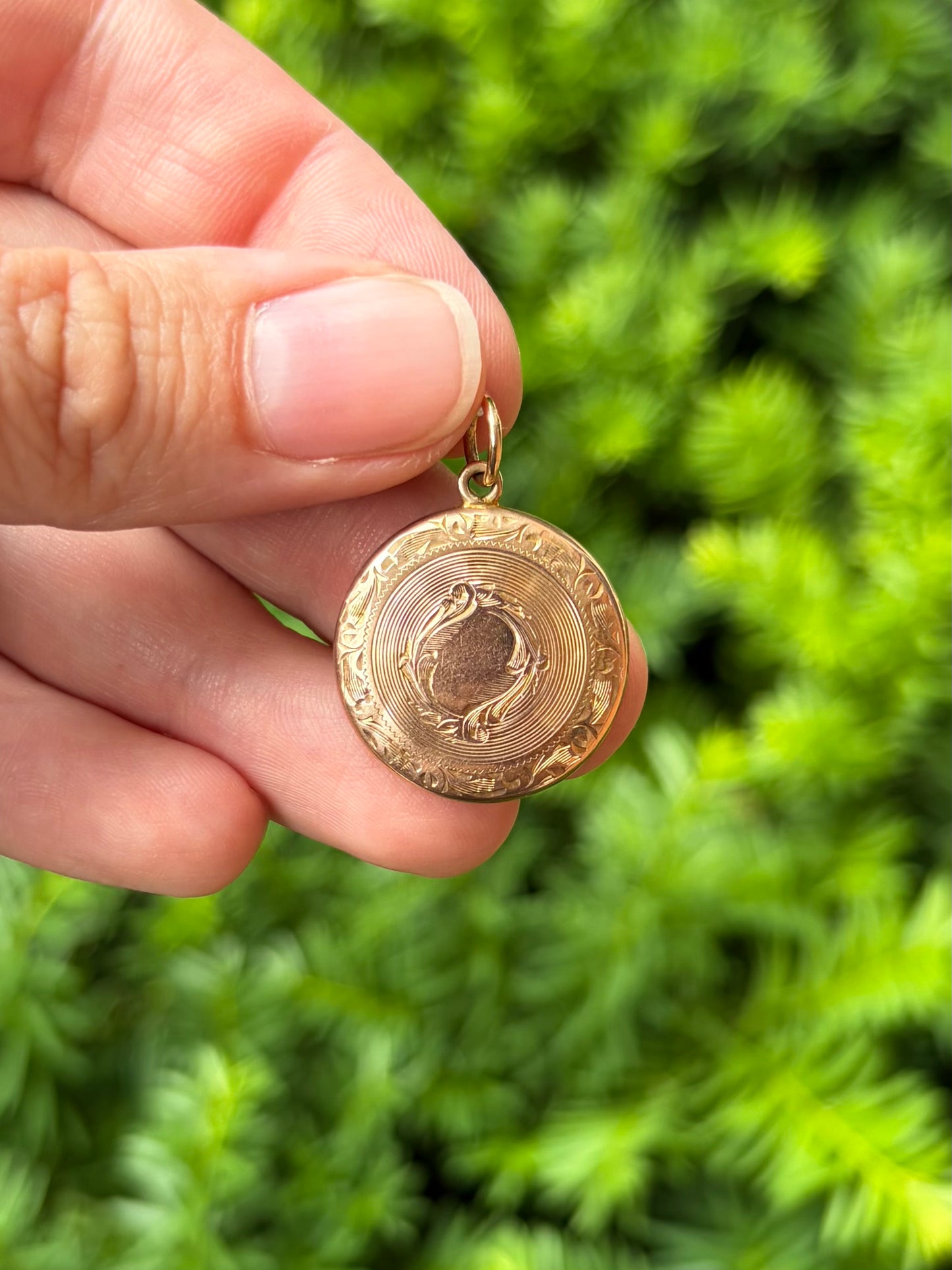 9k Vintage Locket