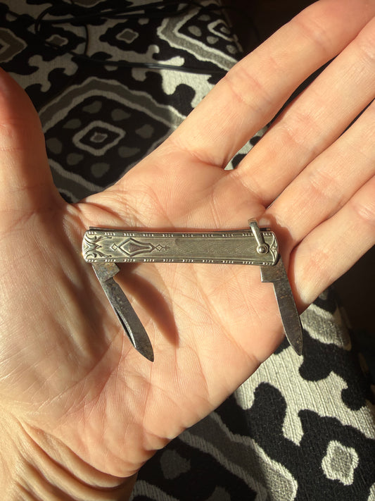Vintage Art Deco Mini Pocket Knife Silver Case 2 Blades Pendant